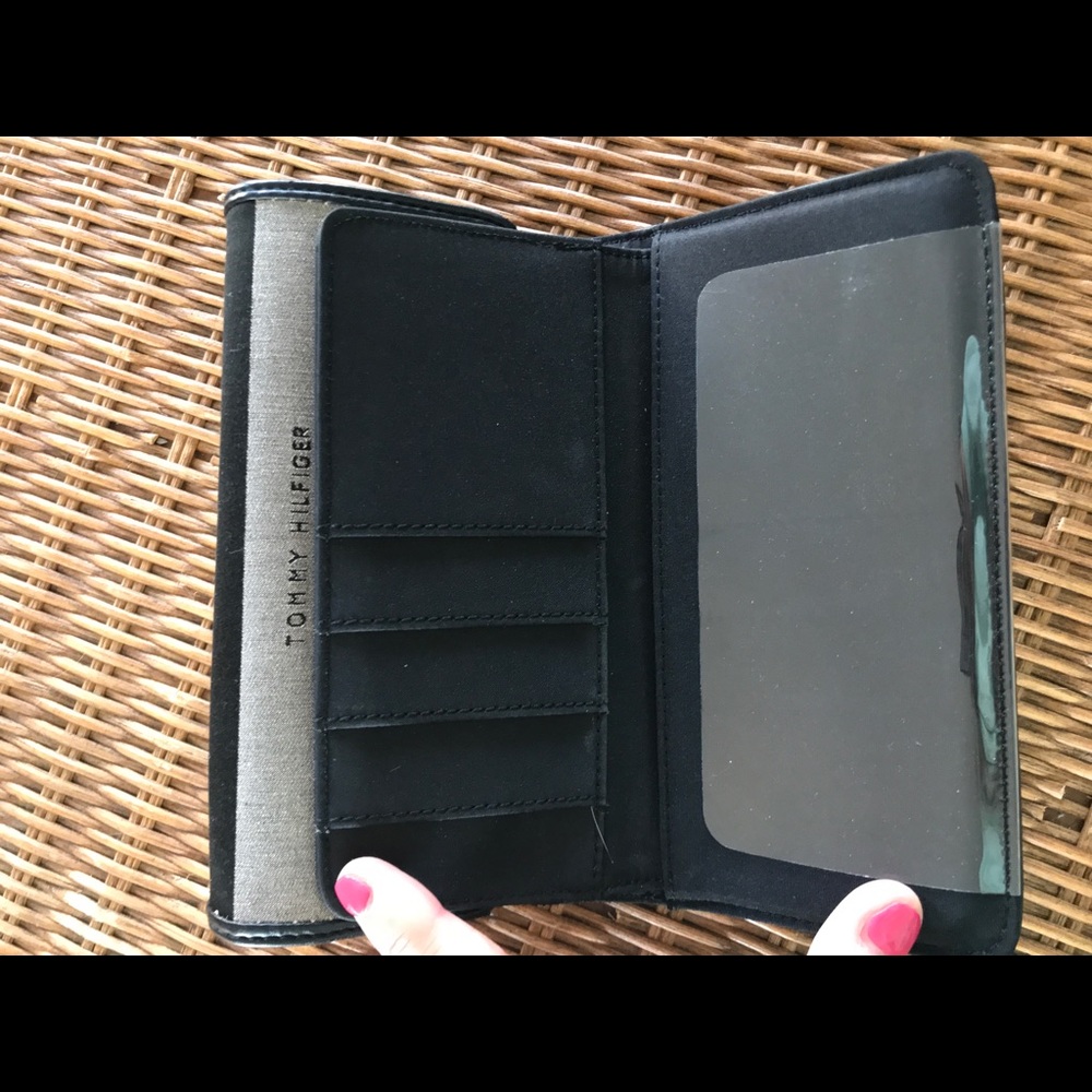 Wallet - Picture 3 of 3